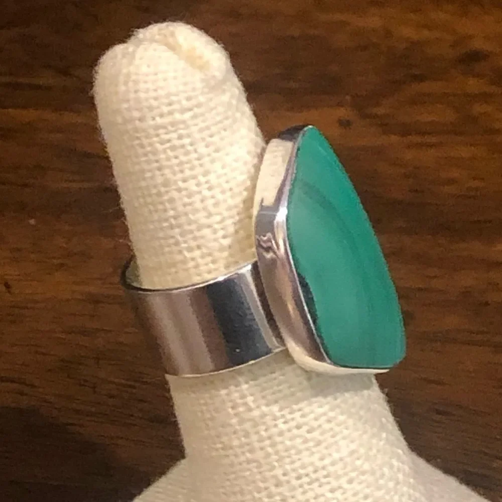 Vintage Malachite Cabochon Sterling Silver Cocktail Ring Sz 6-1/2